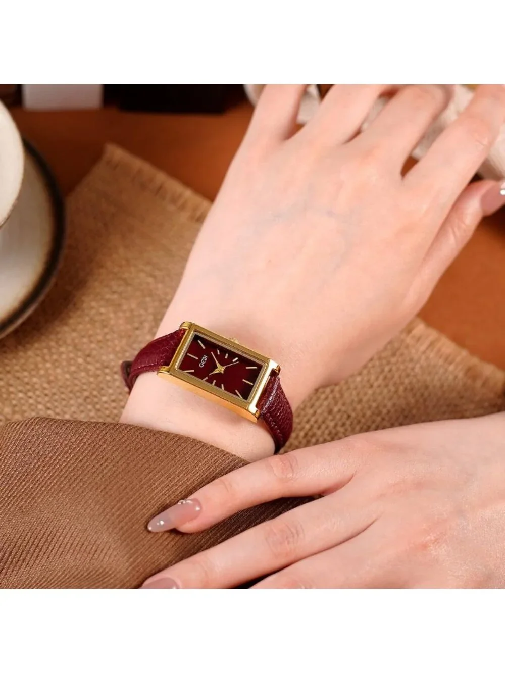 Stylish Vintage Rectangle Women's Quartz Watch with Leather Strap & Slim Bangle